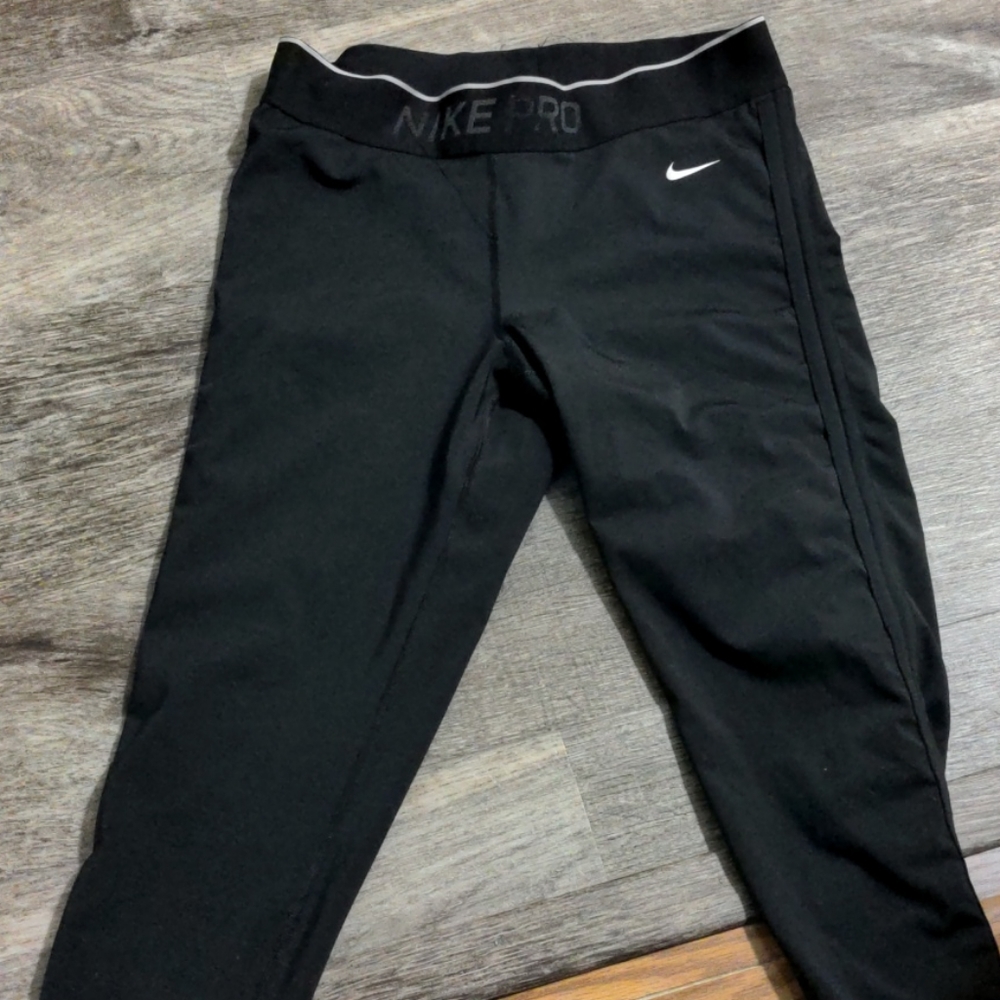 Nike leggings